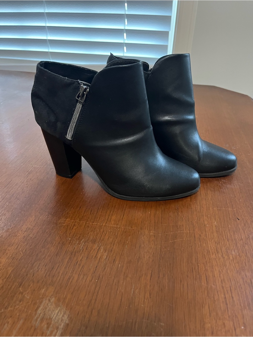 FIONI Black Leather & Suede Block Heel Ankle Booties with Side Zip
